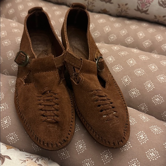 Minnetonka Shoes - Minnetonka Mary Jane moccasins